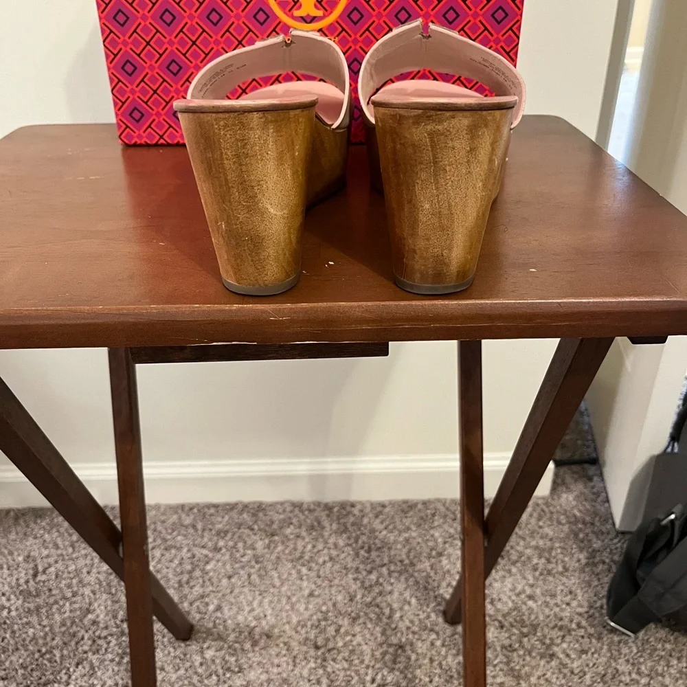 Tory Burch Wedge Sandals - Light Pink - Picture 5 of 6